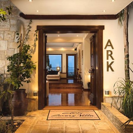 Ark Luxury & Private Villa Muzáki Kültér fotó